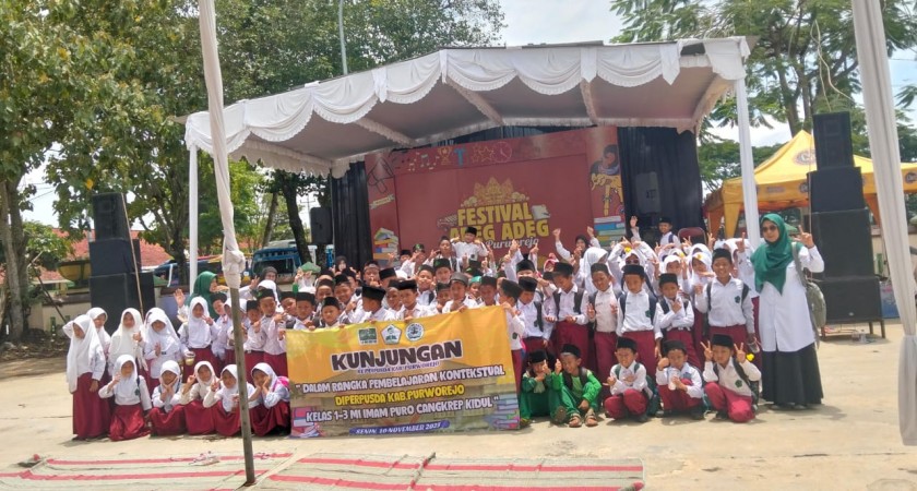 Kunjungan ke PERPUSDA Kab. Purworejo